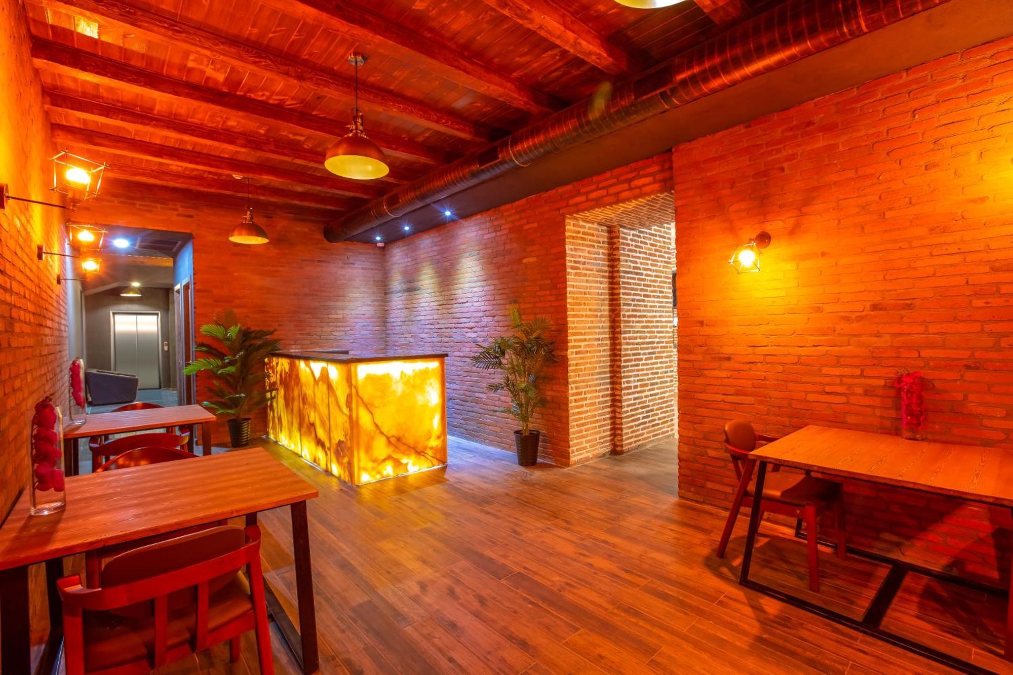 Royal Inn Tbilisi ภายนอก รูปภาพ