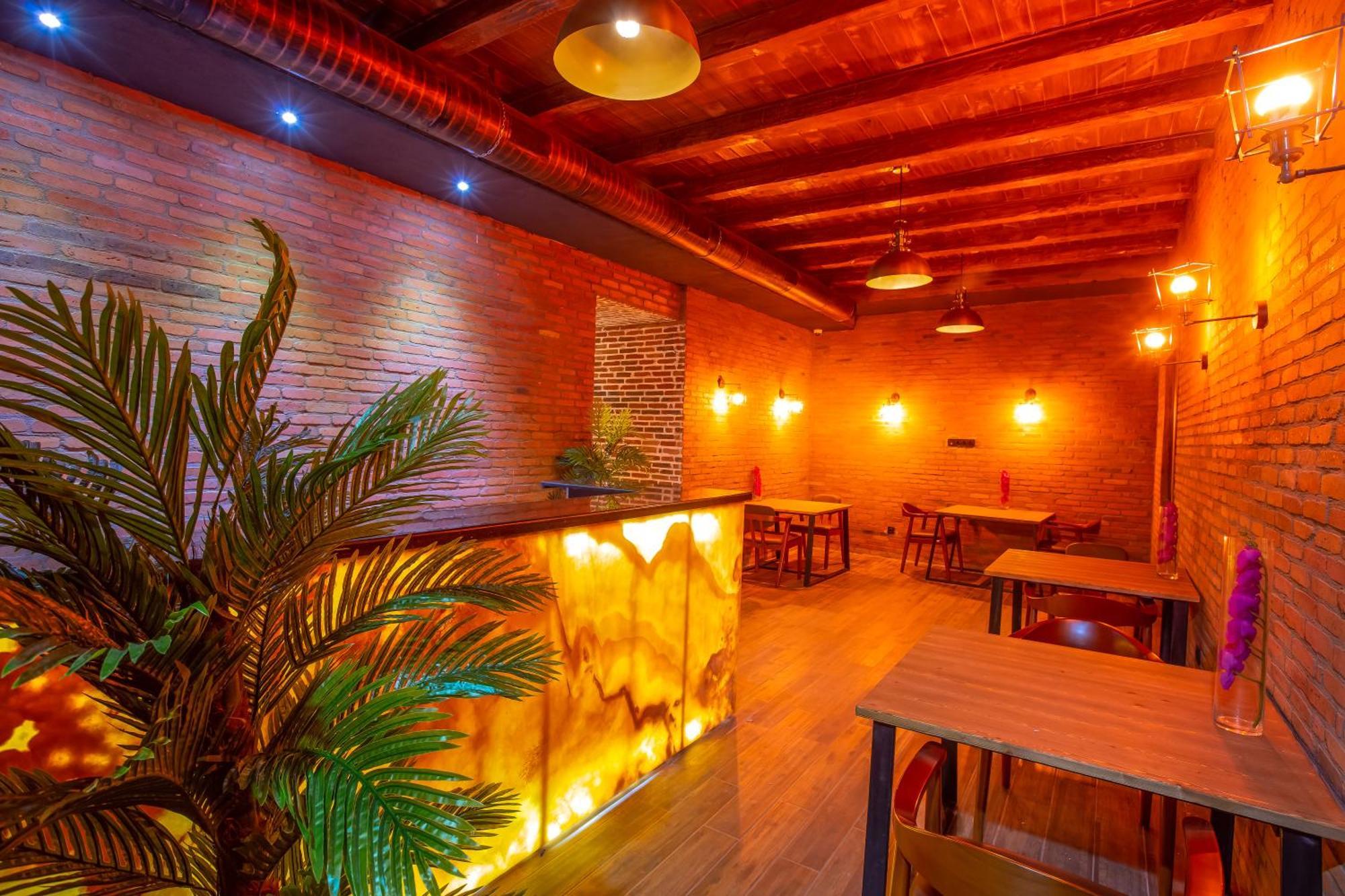Royal Inn Tbilisi ภายนอก รูปภาพ