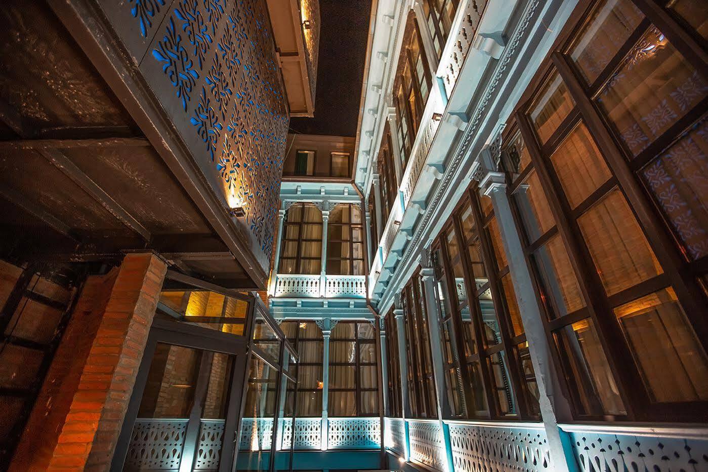 Royal Inn Tbilisi ภายนอก รูปภาพ