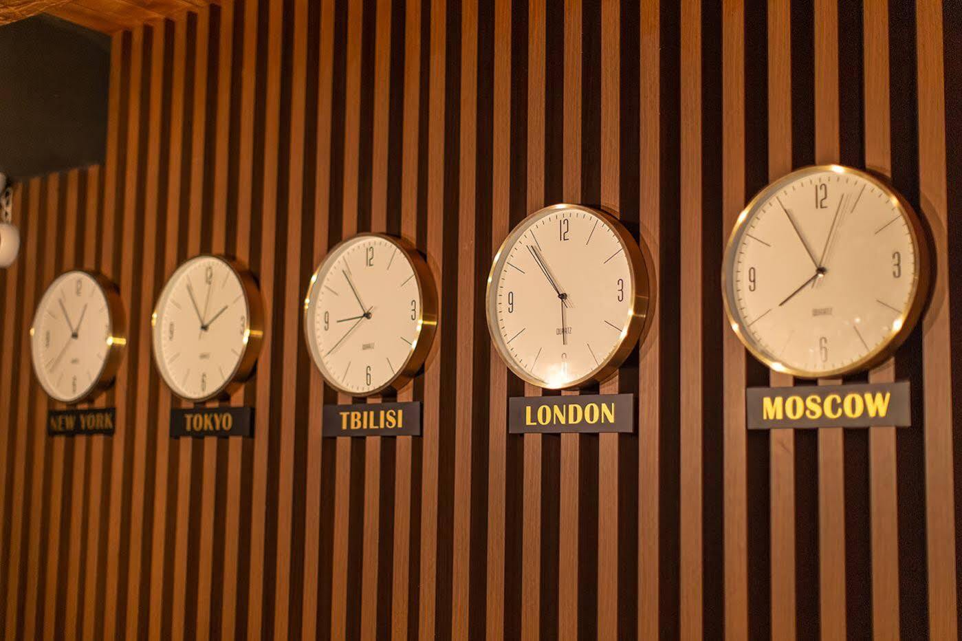 Royal Inn Tbilisi ภายนอก รูปภาพ