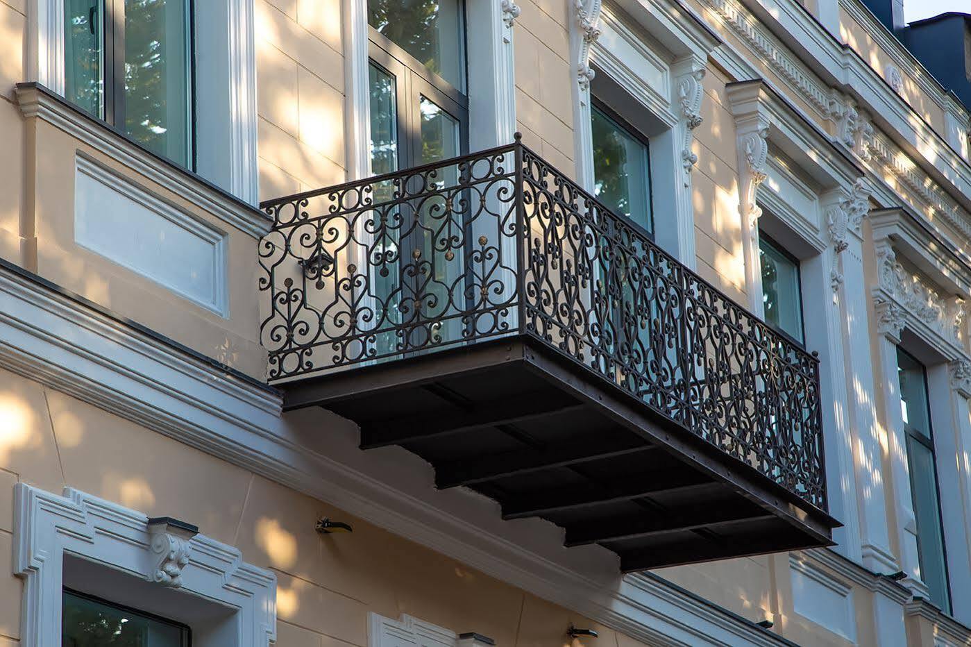 Royal Inn Tbilisi ภายนอก รูปภาพ