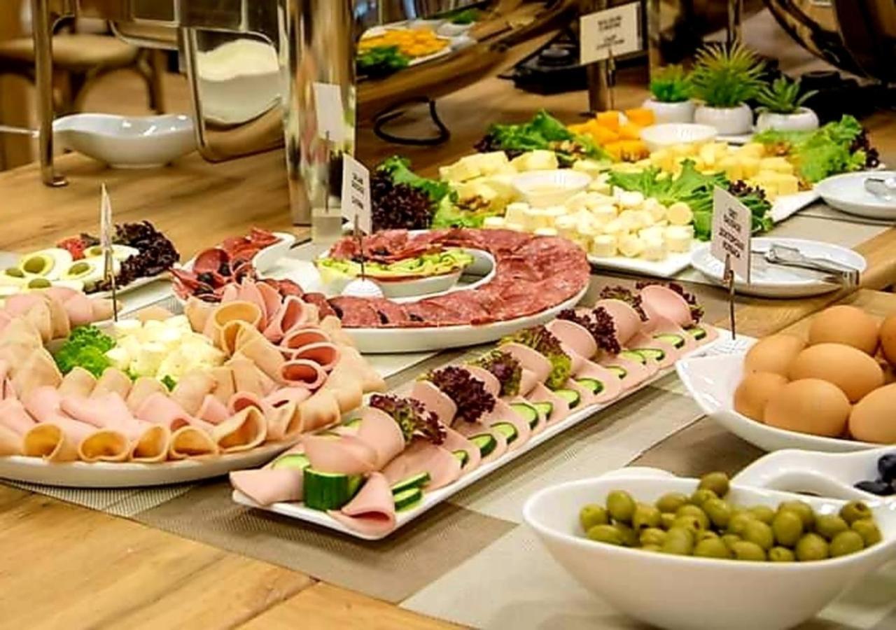 Royal Inn Tbilisi ภายนอก รูปภาพ